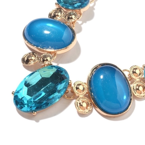 Simulated Apatite, Chroma Goldtone Curb Necklace - Picture 2 of 6